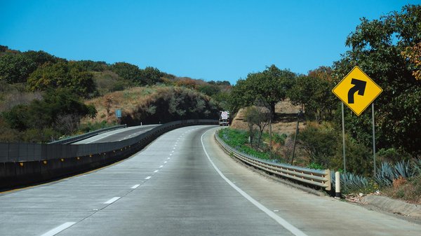Enhance your suzuki gsx-r600's braking power: the definitive manual for unmatched performance!